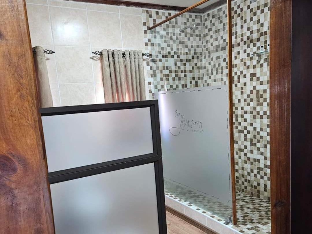 7A Jameson Guesthouse Kimberley Szoba fotó