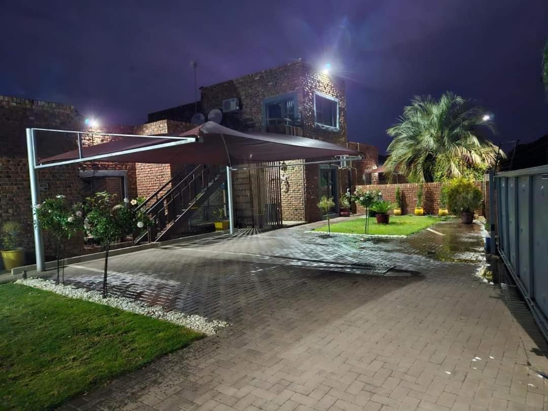 7A Jameson Guesthouse Kimberley Kültér fotó