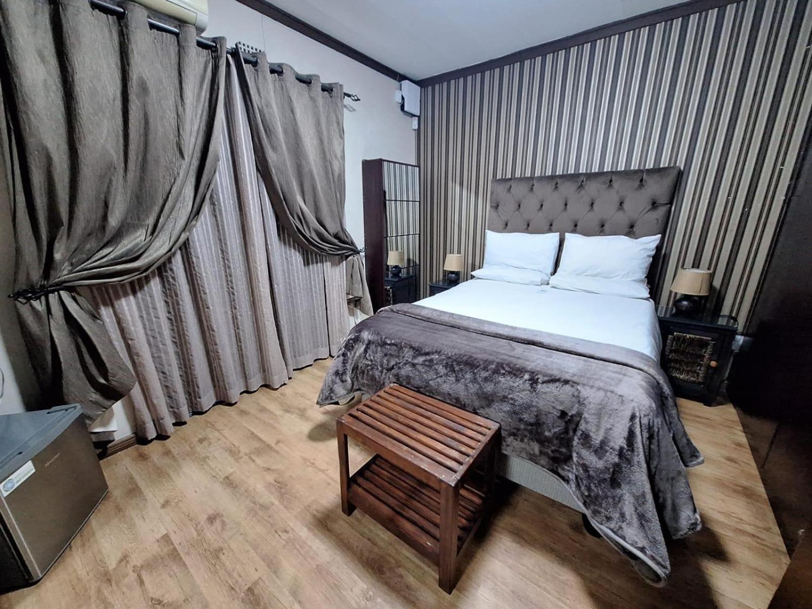 7A Jameson Guesthouse Kimberley Szoba fotó